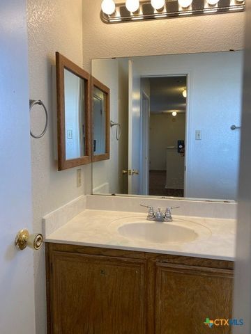 2411 Dennis Street, Copperas Cove, TX 76522