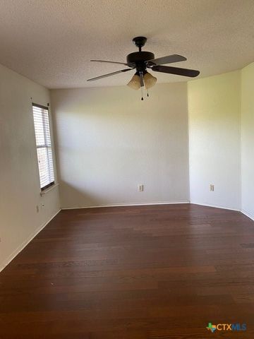 2411 Dennis Street, Copperas Cove, TX 76522