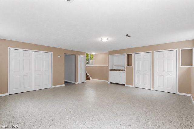 6195 Stafford Drive, North Olmsted, OH 44070