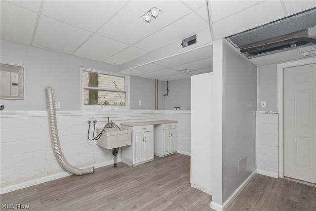 6195 Stafford Drive, North Olmsted, OH 44070