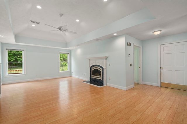 893 Cronin Rd, Warren, MA 01083