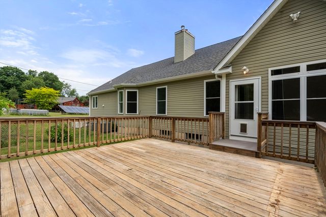 893 Cronin Rd, Warren, MA 01083