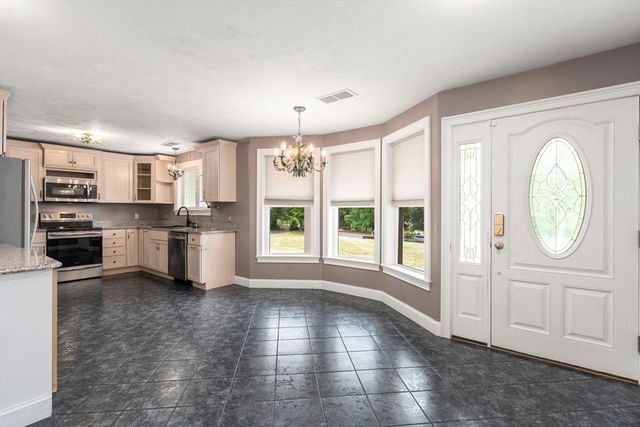 893 Cronin Rd, Warren, MA 01083