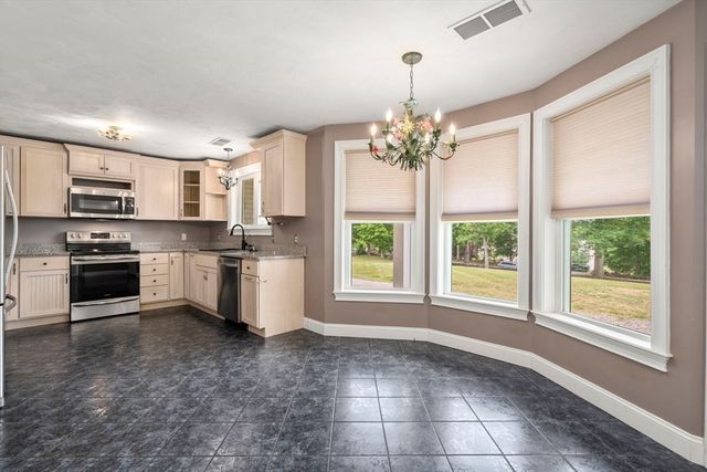 893 Cronin Rd, Warren, MA 01083