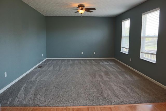 304 Eagles Nest Avenue, Johnstown, OH 43031