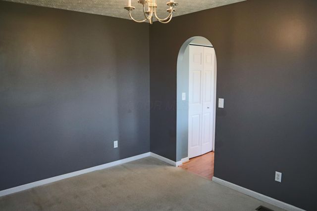 304 Eagles Nest Avenue, Johnstown, OH 43031
