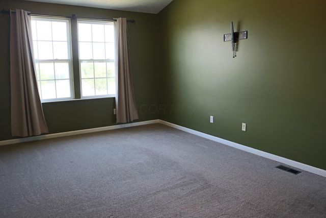 304 Eagles Nest Avenue, Johnstown, OH 43031