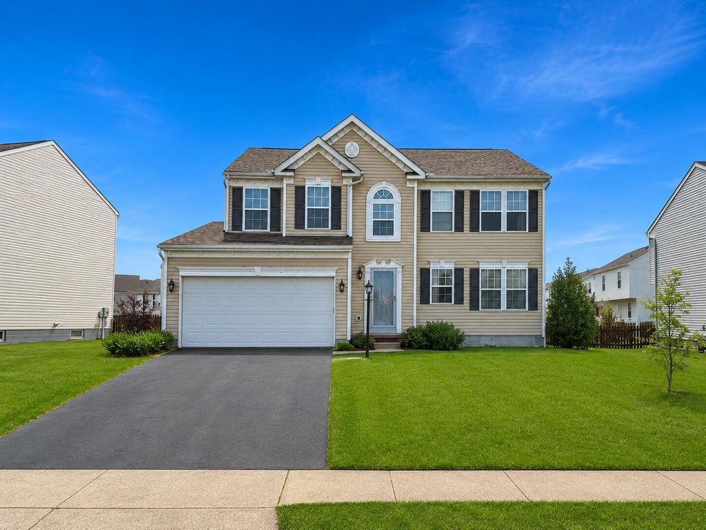 304 Eagles Nest Avenue, Johnstown, OH 43031