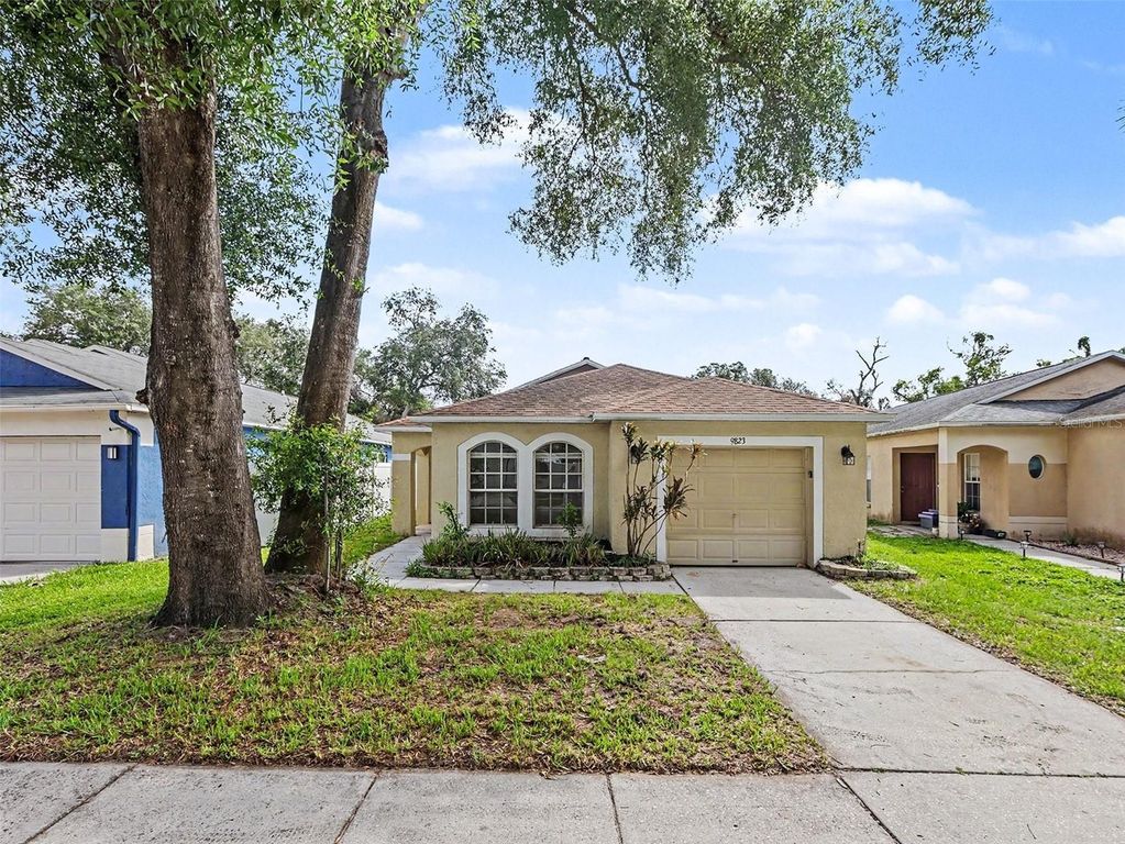 9823 MORRIS GLEN WAY, Tampa, FL 33637