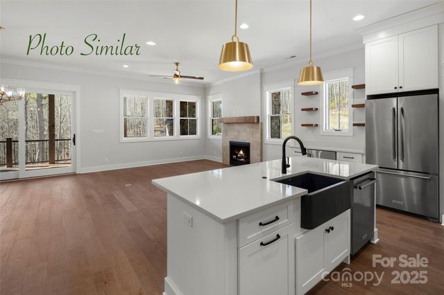 60 Chimney Chase Trail 4, Hendersonville, NC 28739