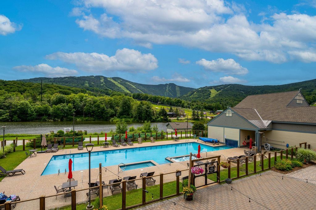 228 East Mountain Road D GRAND HOTEL 150 II (STACKHOUSE), Killington, VT 05751