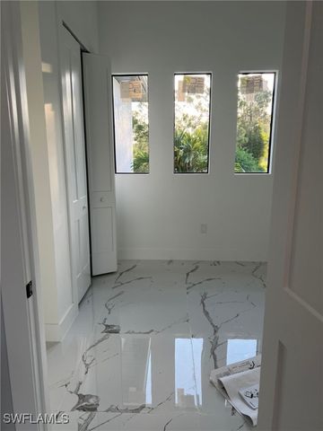 813 Aiken AVE, Lehigh Acres, FL 33974