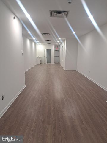 211 S 60TH ST, Philadelphia, PA 19139