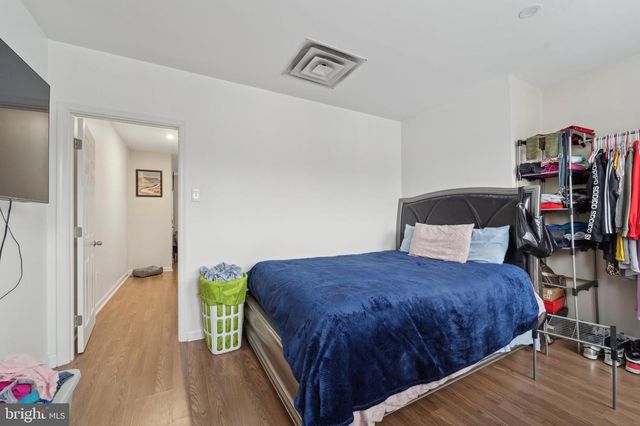 211 S 60TH ST, Philadelphia, PA 19139