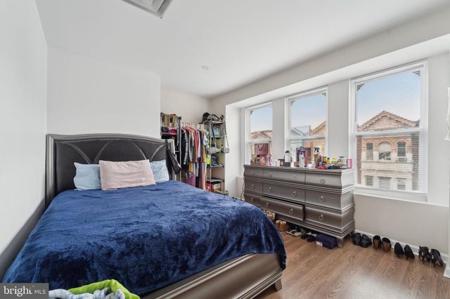 211 S 60TH ST, Philadelphia, PA 19139