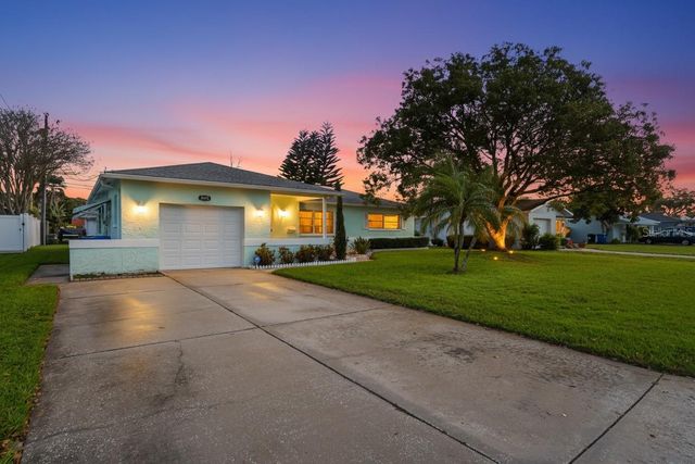 4545 34TH AVENUE N, St Petersburg, FL 33713