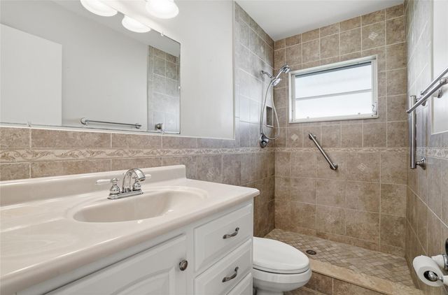 4545 34TH AVENUE N, St Petersburg, FL 33713