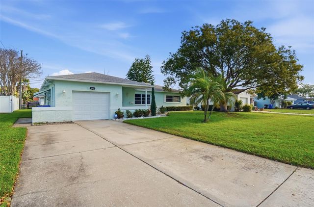 4545 34TH AVENUE N, St Petersburg, FL 33713