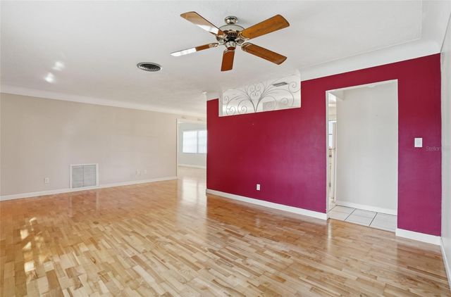 4545 34TH AVENUE N, St Petersburg, FL 33713