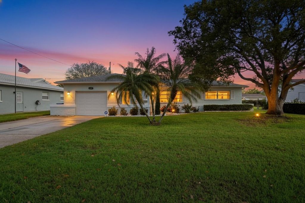 4545 34TH AVENUE N, St Petersburg, FL 33713