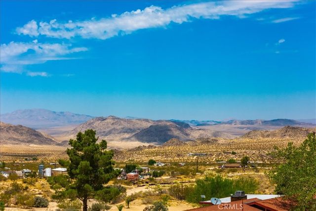 777 Quail Bush Road, Landers, CA 92285