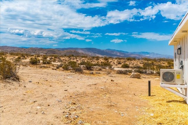 777 Quail Bush Road, Landers, CA 92285