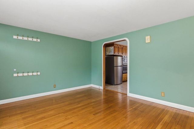 126 Wednesday Hill Road, Lee, NH 03861