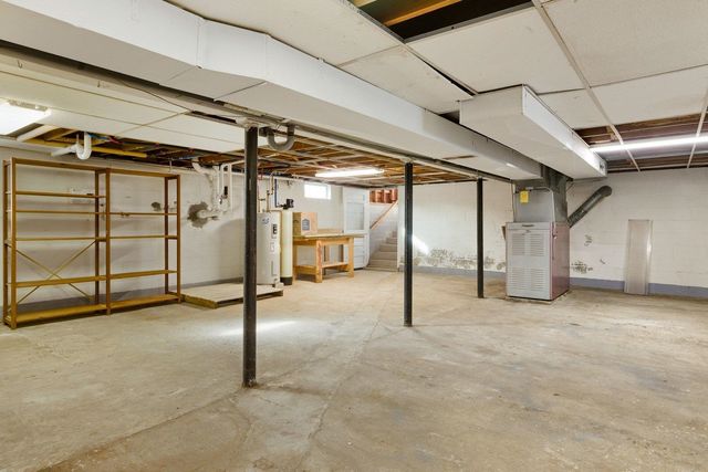 126 Wednesday Hill Road, Lee, NH 03861