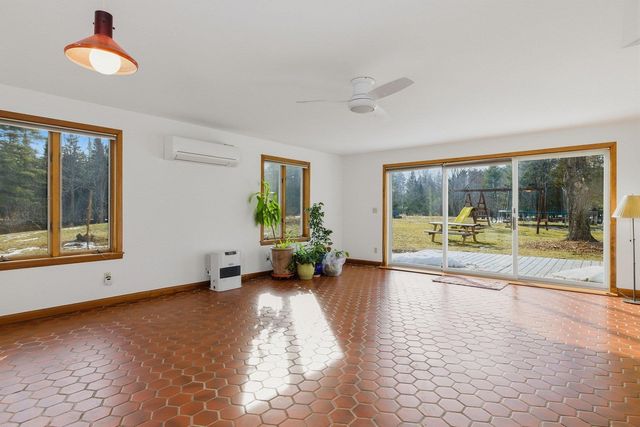 126 Wednesday Hill Road, Lee, NH 03861