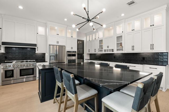 14741 Edwards Road, Montgomery, TX 77316