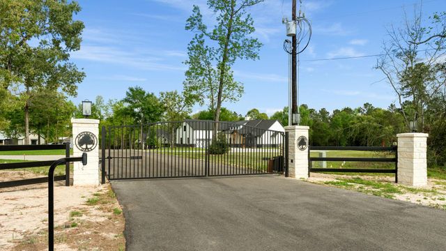 14741 Edwards Road, Montgomery, TX 77316