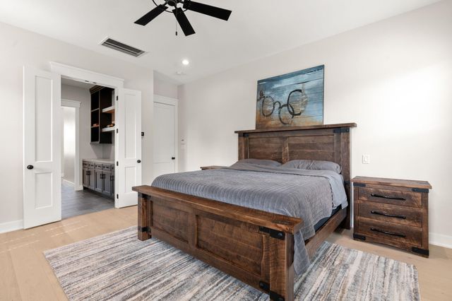 14741 Edwards Road, Montgomery, TX 77316