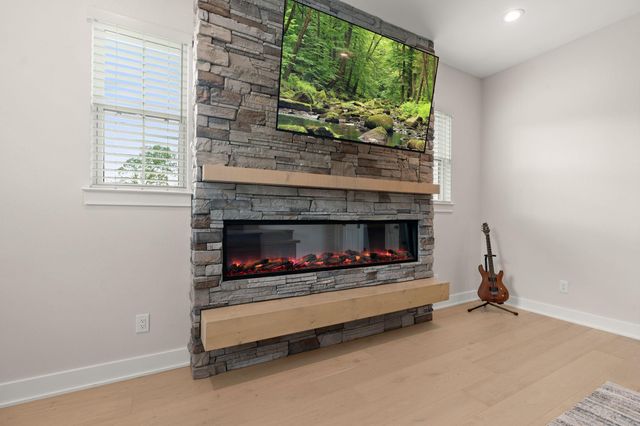 14741 Edwards Road, Montgomery, TX 77316