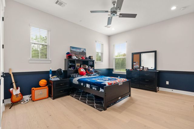 14741 Edwards Road, Montgomery, TX 77316