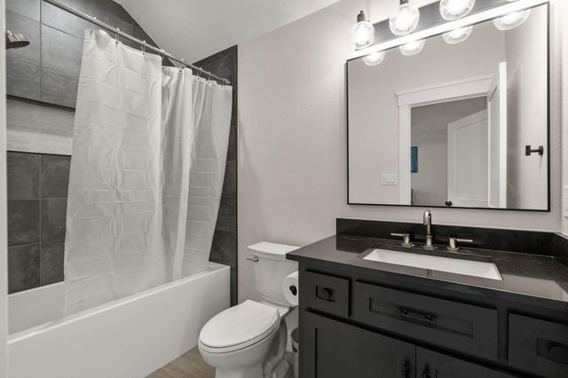 14741 Edwards Road, Montgomery, TX 77316