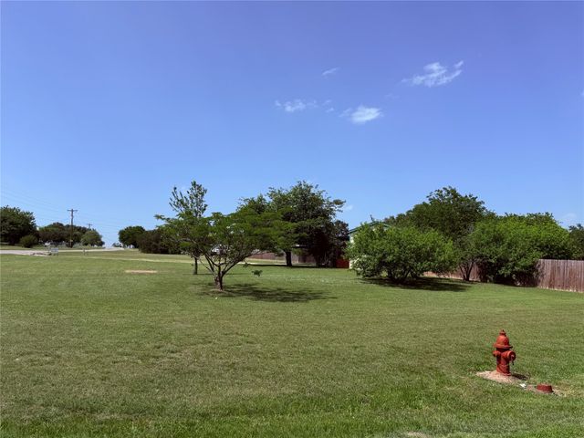 4113 Goliad Drive, Granbury, TX 76048
