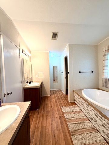 4113 Goliad Drive, Granbury, TX 76048