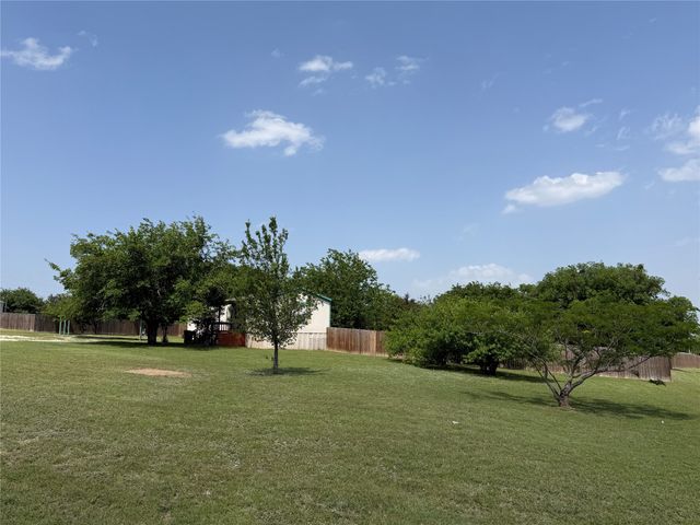 4113 Goliad Drive, Granbury, TX 76048