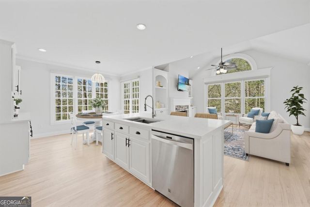 2090 Lake Windward Drive, Alpharetta, GA 30005