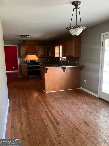 1012 Bexton Road, Moreland, GA 30259