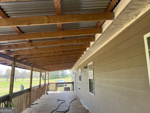 1012 Bexton Road, Moreland, GA 30259