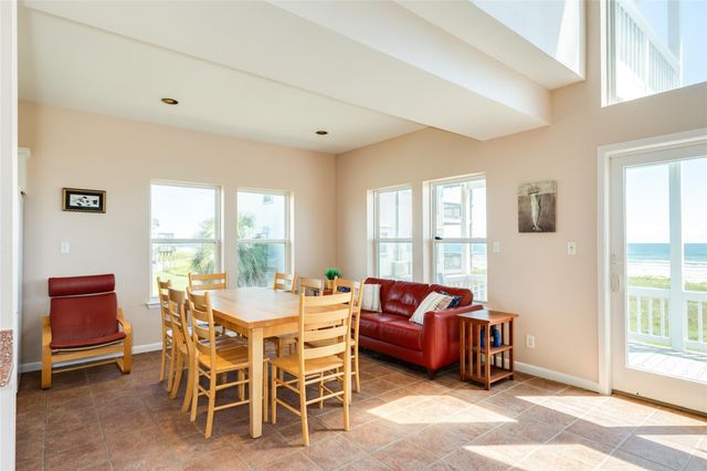 22915 Gulf Drive, Galveston, TX 77554