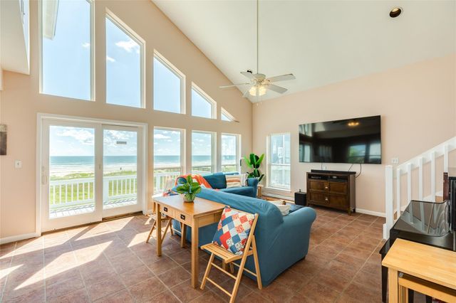 22915 Gulf Drive, Galveston, TX 77554