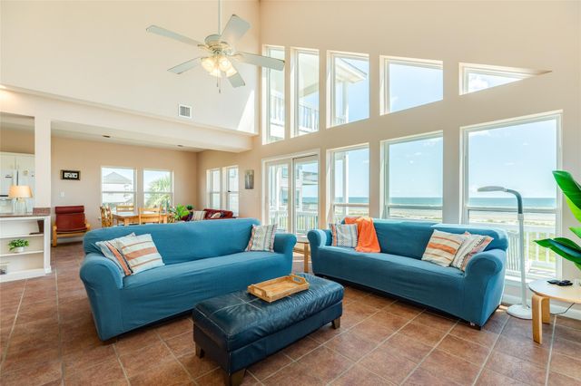 22915 Gulf Drive, Galveston, TX 77554
