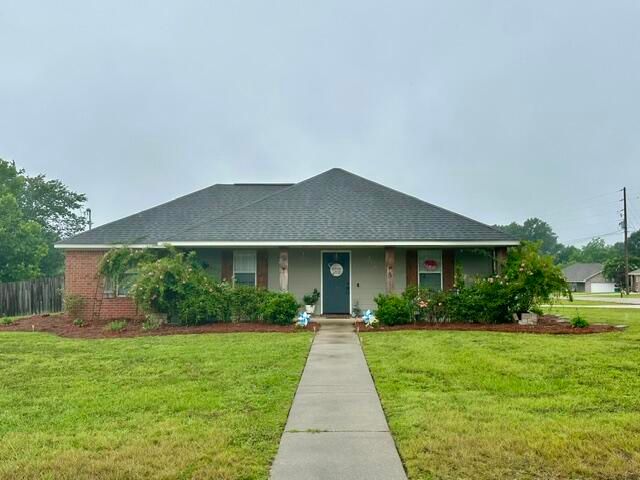3 Mercer Dr., Petal, MS 39465