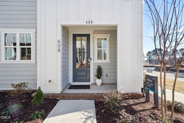 608 Hillfarm Drive, Wake Forest, NC 27587