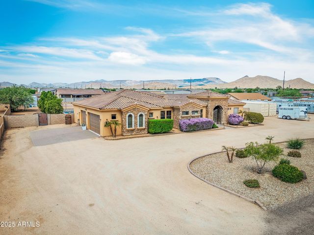 810 W HIDDEN VALLEY Drive, Phoenix, AZ 85086