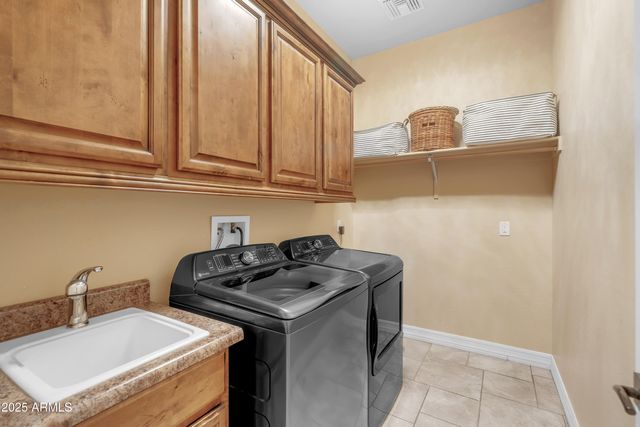 810 W HIDDEN VALLEY Drive, Phoenix, AZ 85086