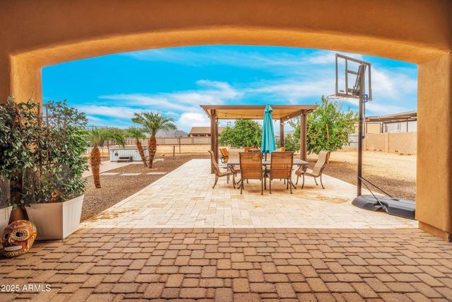 810 W HIDDEN VALLEY Drive, Phoenix, AZ 85086