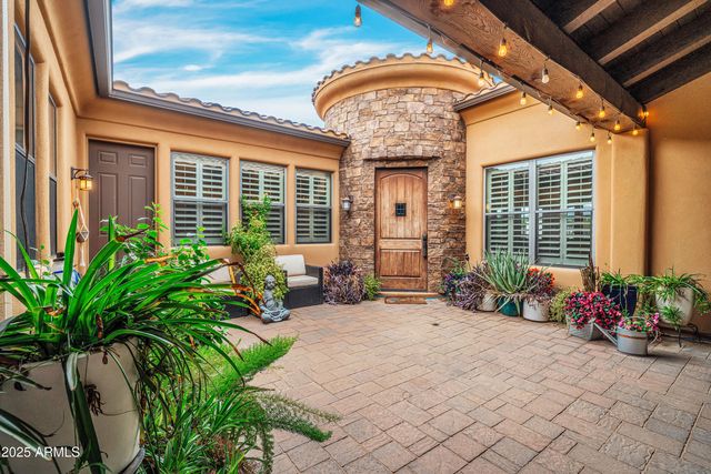 810 W HIDDEN VALLEY Drive, Phoenix, AZ 85086